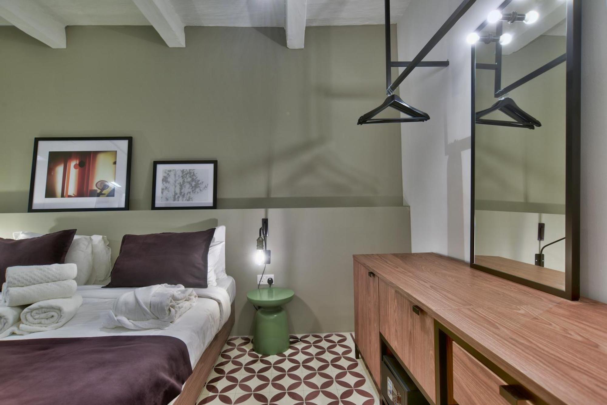 Private Rooms With Bathroom In Valeta Exterior foto