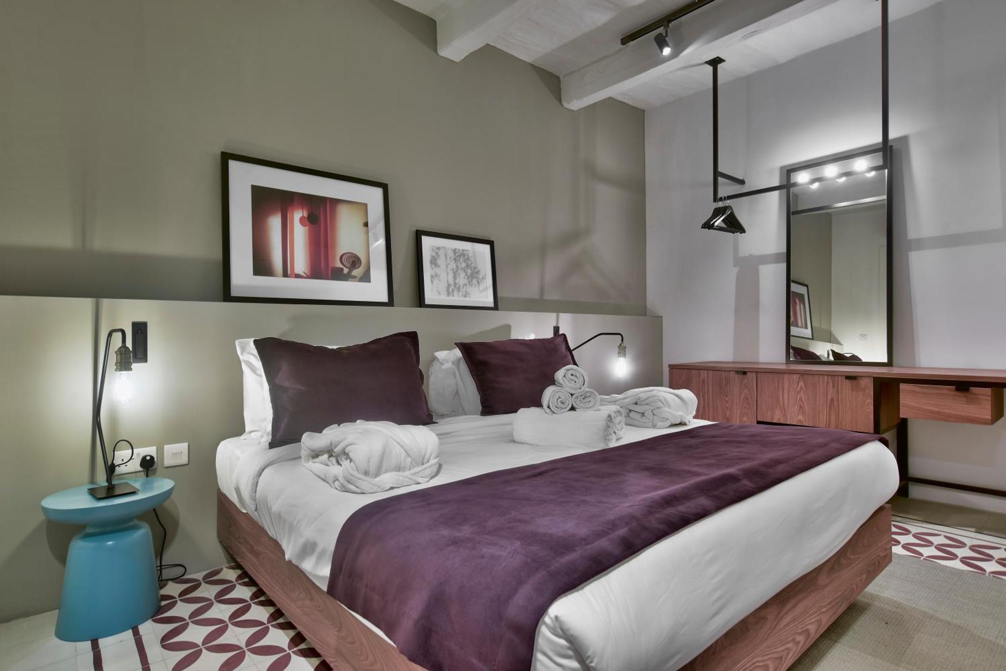 Private Rooms With Bathroom In Valeta Exterior foto