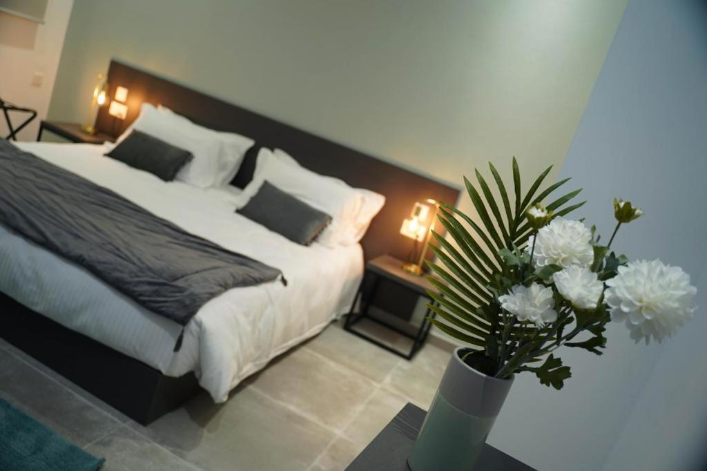 Private Rooms With Bathroom In Valeta Exterior foto